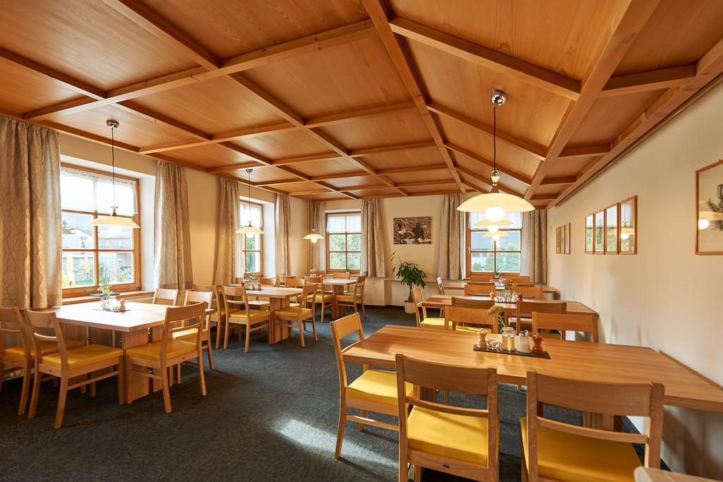 Seminar- Und Gaestehaus Im Kloster Bezau Zewnętrze zdjęcie